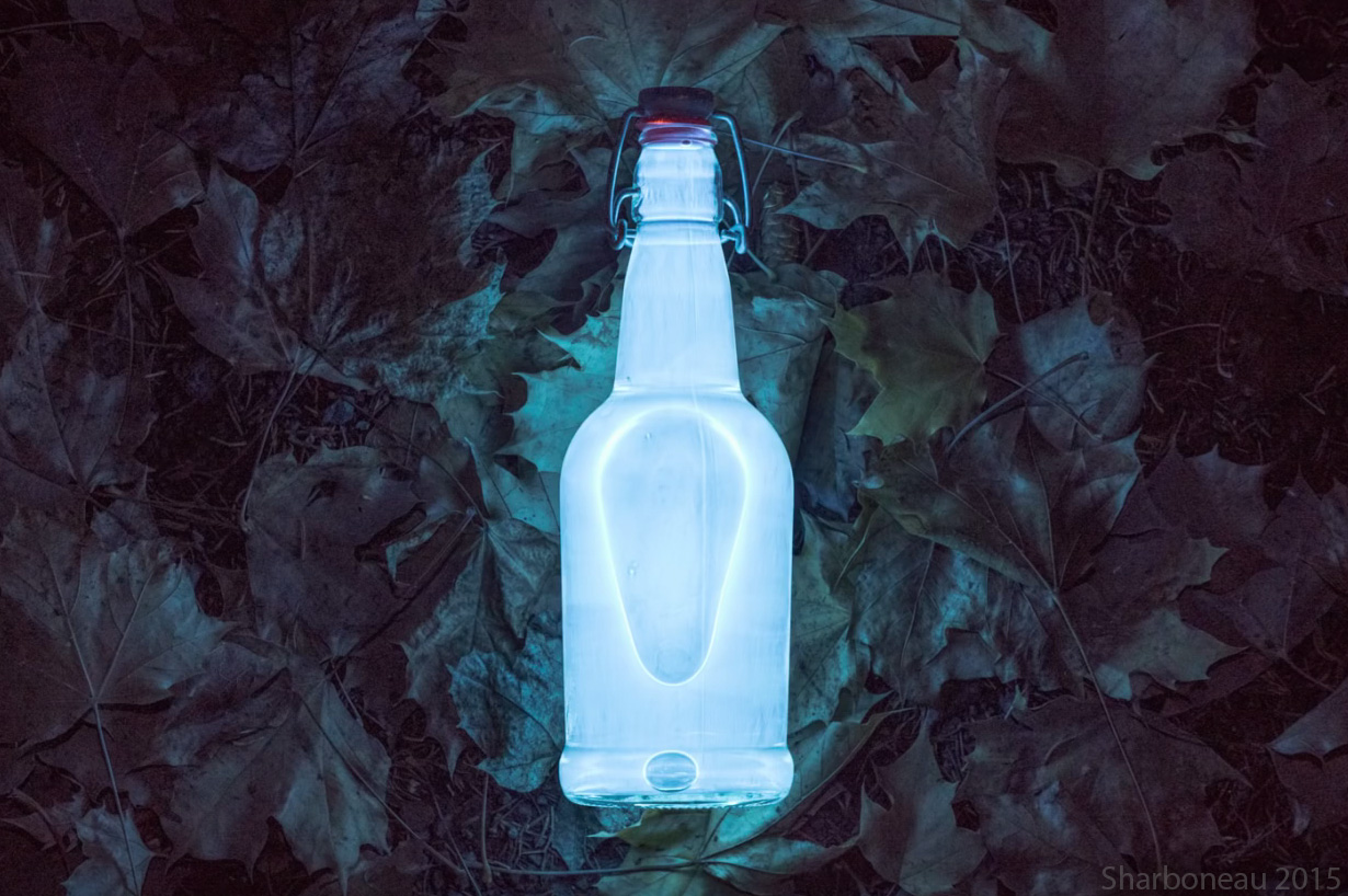 uv_glowing_tonic_water_bottle_blacklight